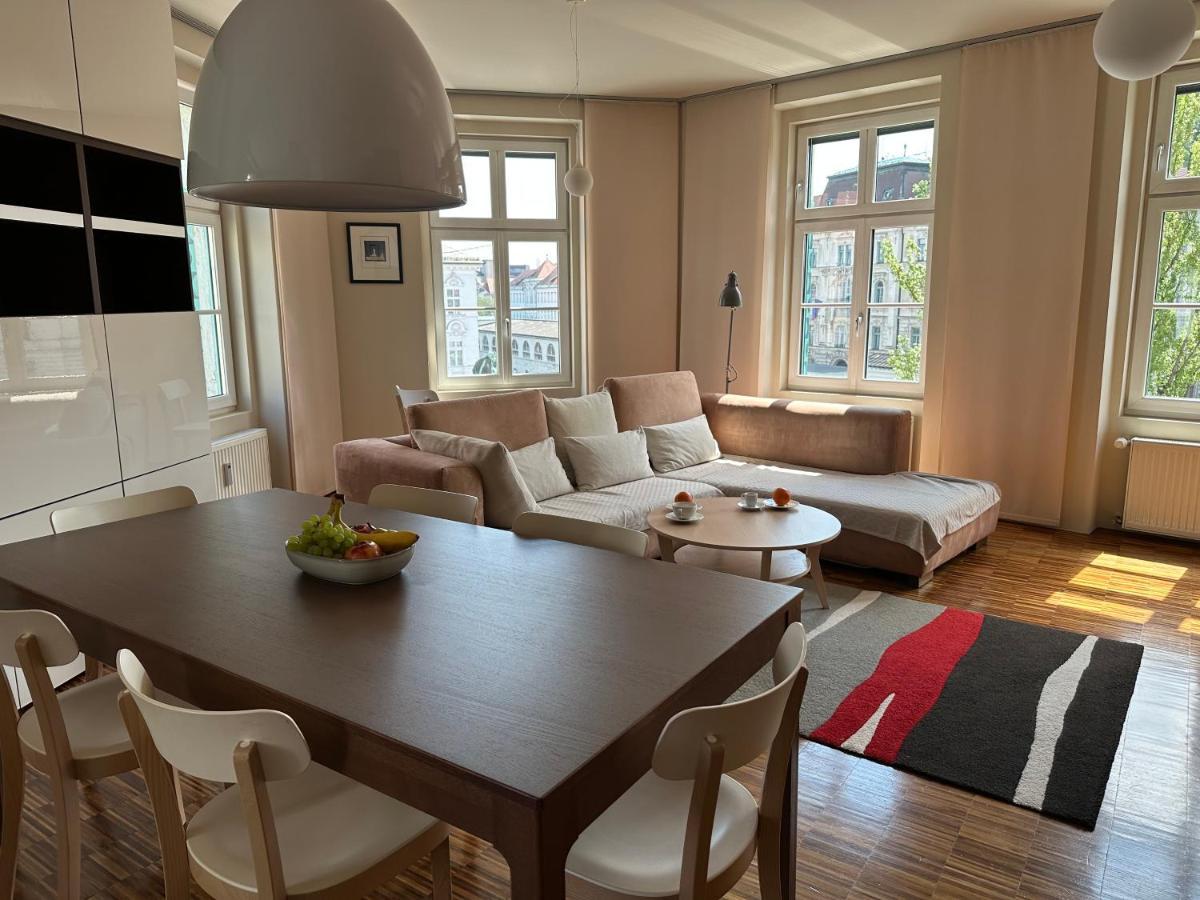 Triple Bridge Appartement *